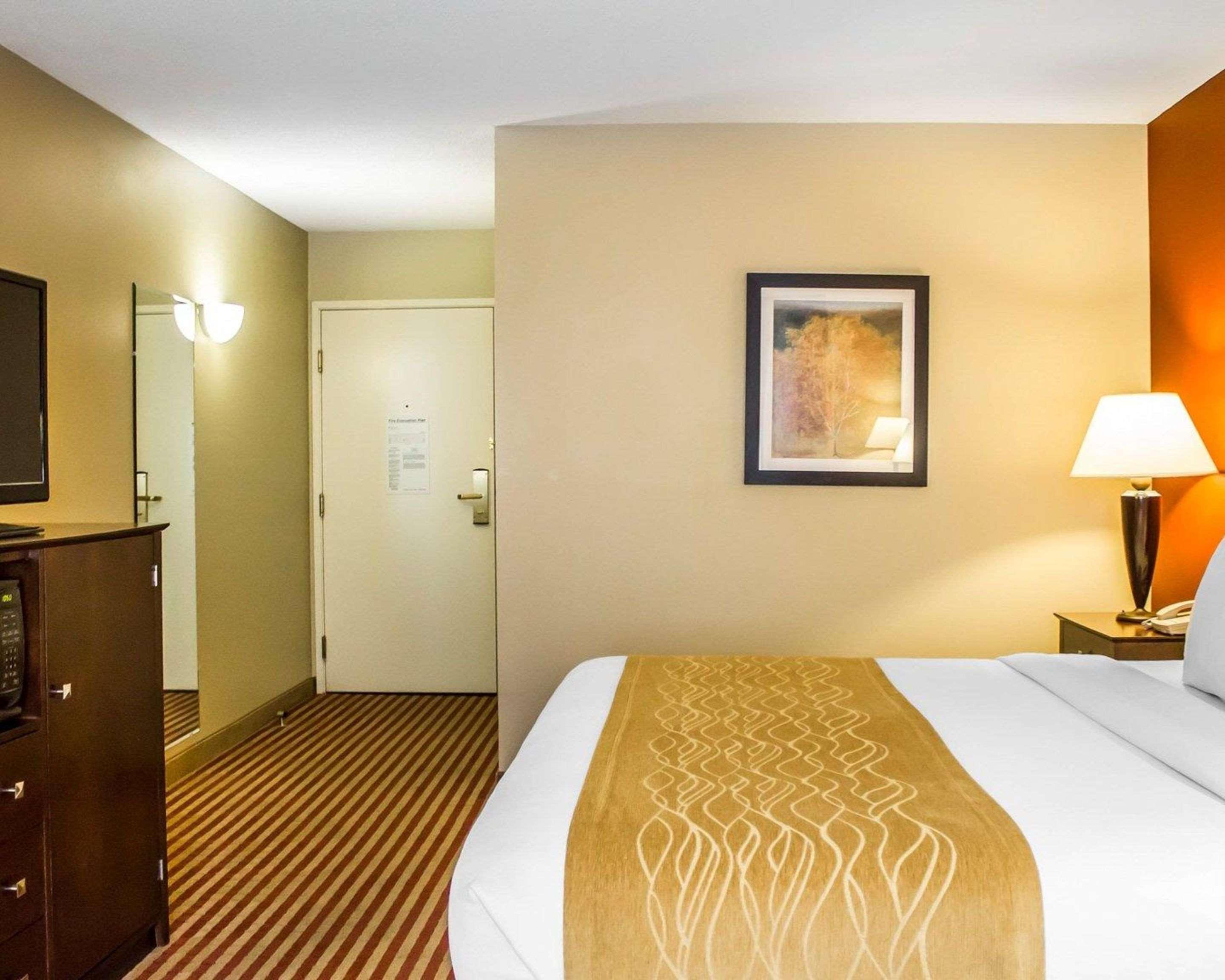 Comfort Inn & Suites Dayville Екстер'єр фото
